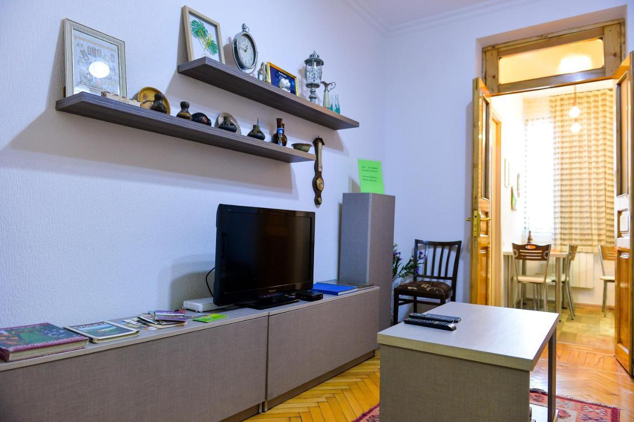 Apartment On Rustaveli Avenue Kutaisi Exterior foto