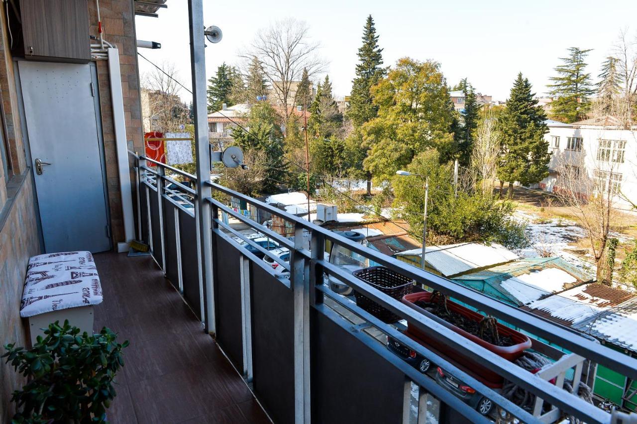 Apartment On Rustaveli Avenue Kutaisi Exterior foto
